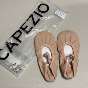 🆕 CAPEZIO Girls 12.5 Leather Ballet Dance Shoes